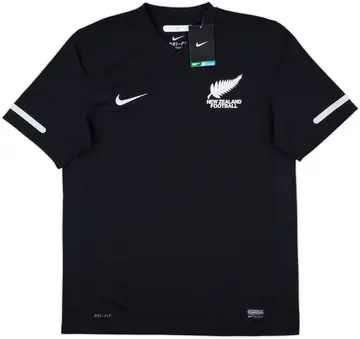 2010-12 New Zealand Away Shirt (M)