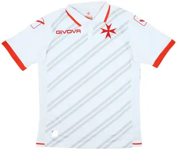 2016-17 Malta Away Shirt (M)