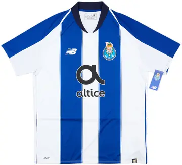 2018-19 FC Porto Home Shirt (L)