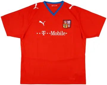 2008-09 Czech Republic Home Shirt - 10/10 - (XL)