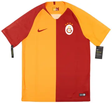 2018-19 Galatasaray Home Shirt (M)