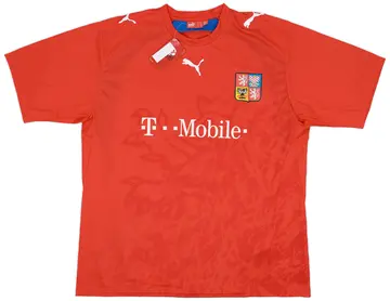 2006-08 Czech Republic Basic Home Shirt (XL)