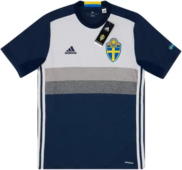 2016-17 Sweden Away Shirt (S)